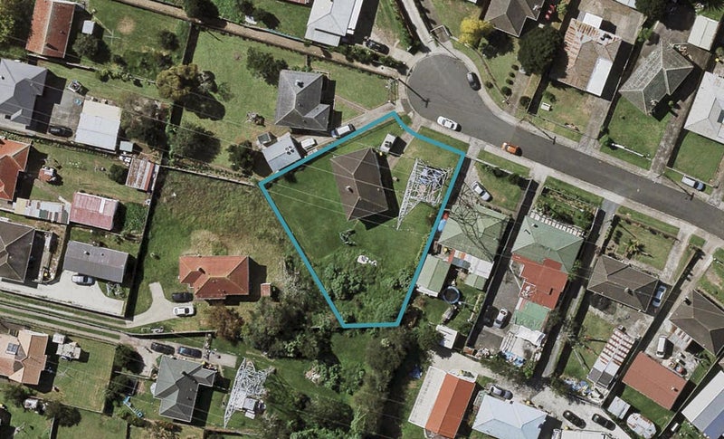 16 Julian Place, Otara, Auckland - Carousel 1
