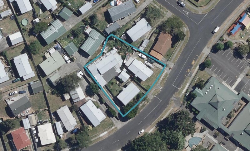 32 Crawshaw Drive, Nawton, Hamilton - Carousel 1