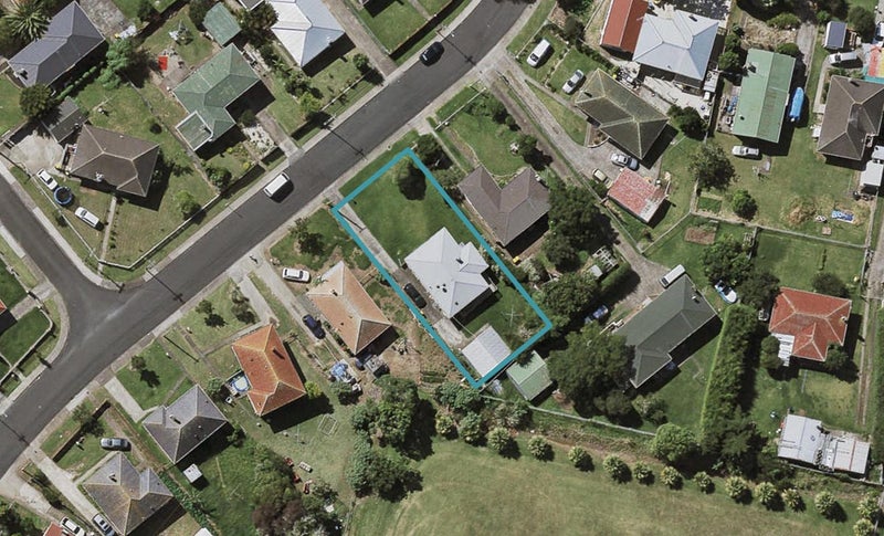 34 Blampied Road, Otara, Auckland - Carousel 1
