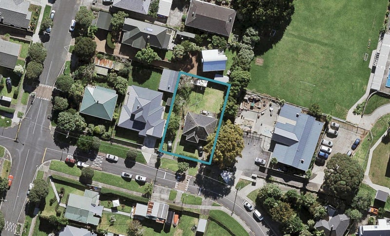29 Shorwell Street, Sandringham, Auckland - Carousel 1