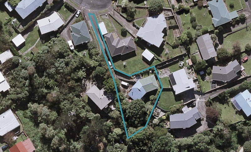 24B Stuart Place, Blagdon, New Plymouth - Carousel 1