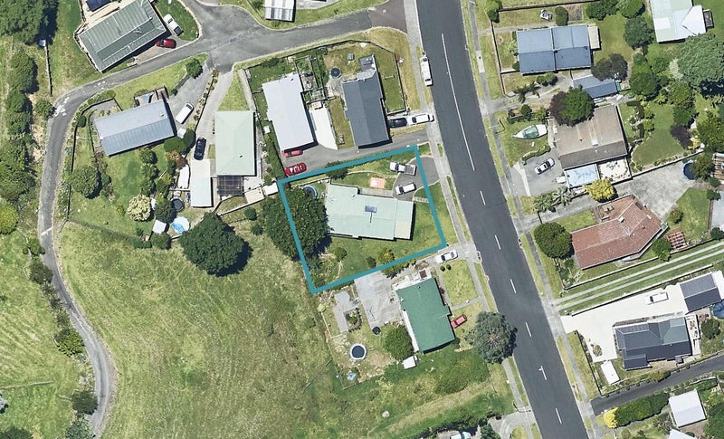 29 Resolution Road, Welcome Bay, Tauranga - Carousel 1