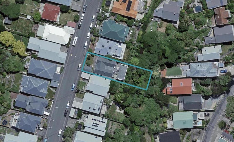 23 Overtoun Terrace, Hataitai, Wellington - Carousel 1