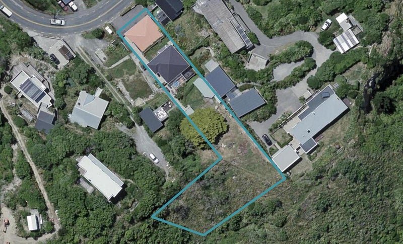 21 Hungerford Road, Lyall Bay, Wellington - Carousel 1