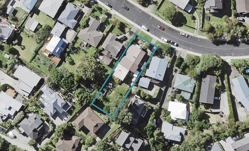 24 Sunrise Avenue, Mairangi Bay, Auckland - Carousel 1