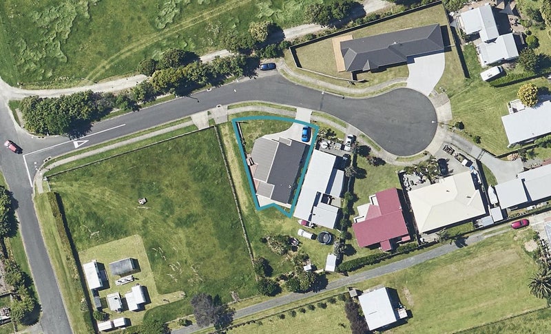 6 Seafoam Place, Waihi Beach, Waihi Beach - Carousel 1