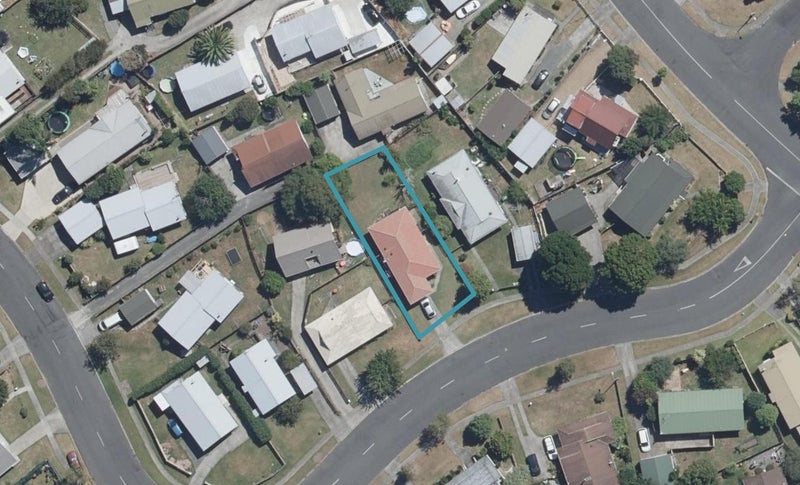 57 Garland Drive, St Andrews, Hamilton - Carousel 1