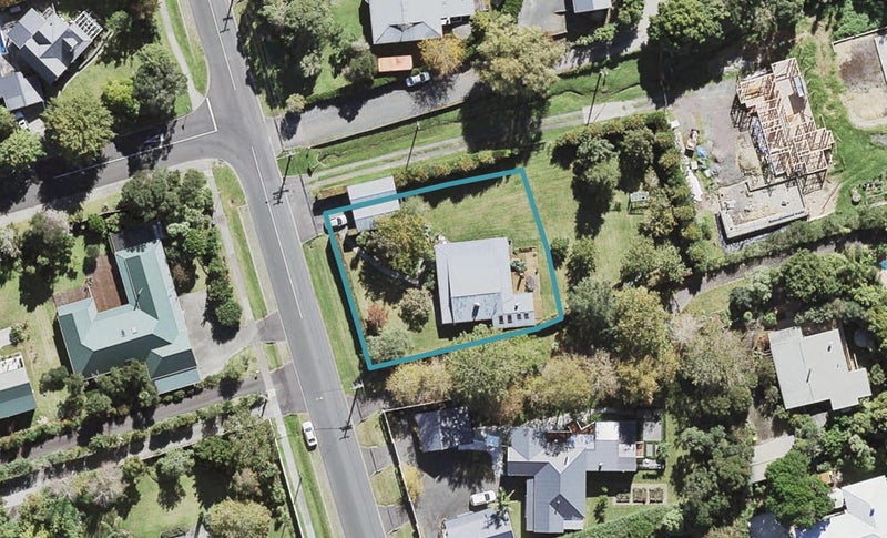 41A Roland Road, Greenhithe, Auckland - Carousel 1