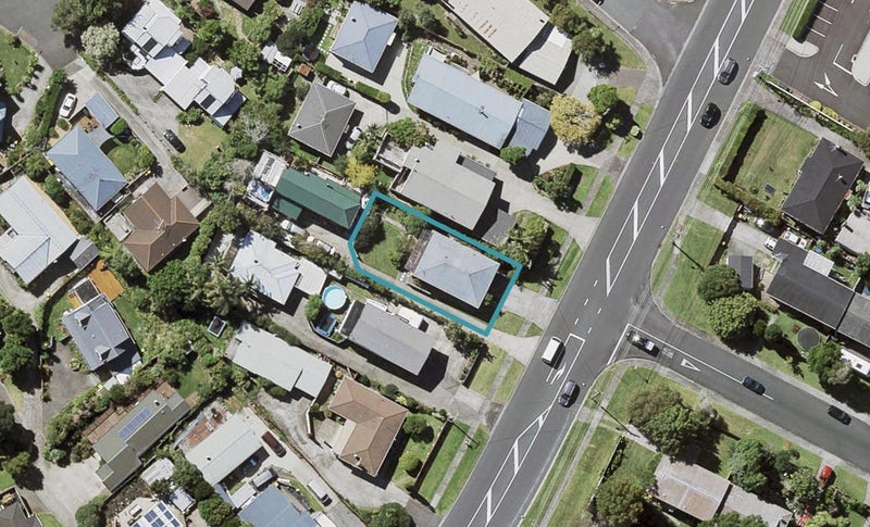 304 Sunset Road, Windsor Park, Auckland - Carousel 1