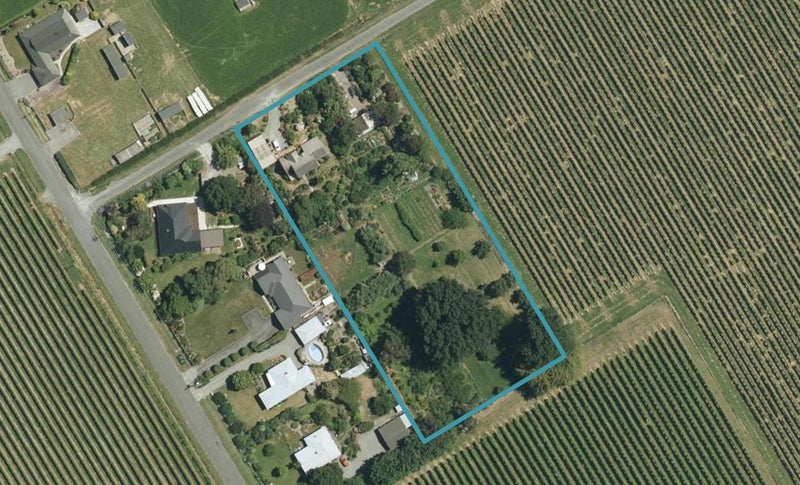 8 Stafford Street, Grovetown, Blenheim - Carousel 1