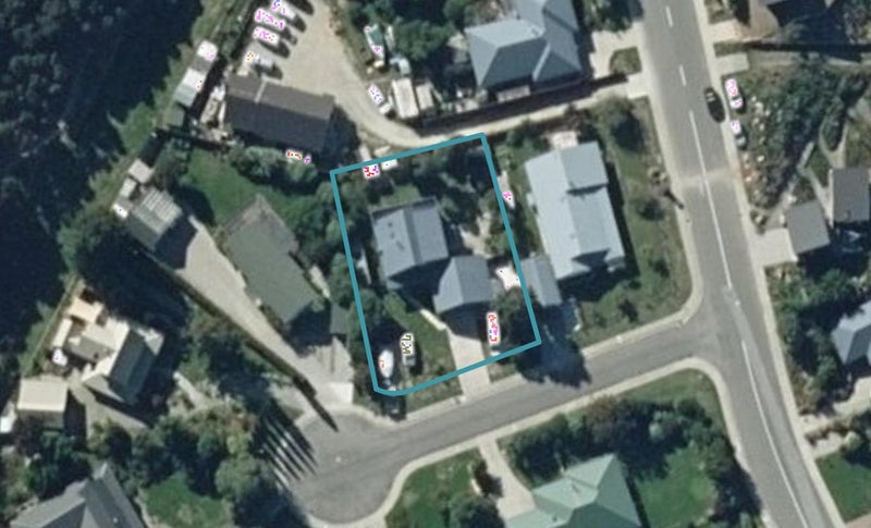 4 Mclellan Place, Albert Town, Wanaka - Carousel 1