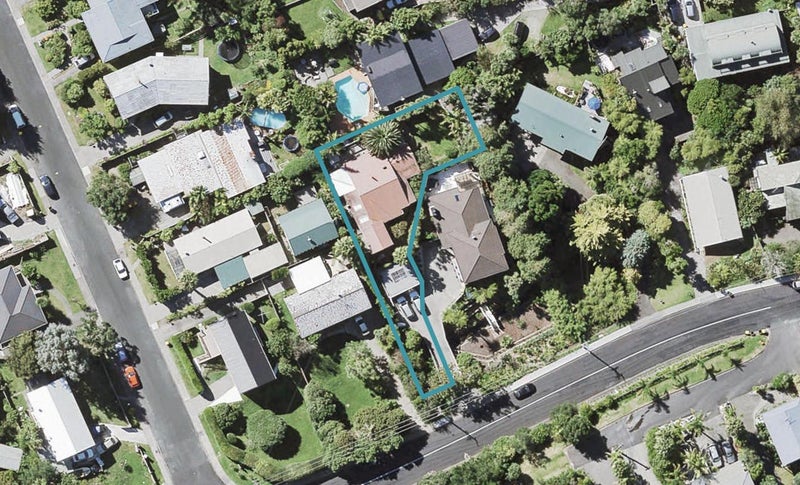 59 Saddleback Rise, Murrays Bay, Auckland - Carousel 1