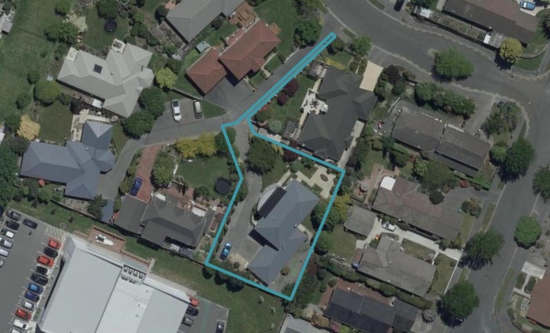 5 Chesterfield Mews, Russley, Christchurch - Carousel 1