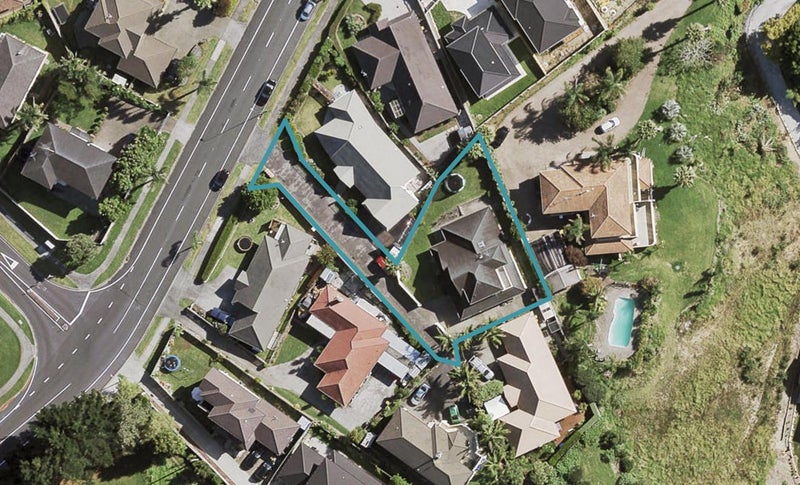 225 Hill Road, The Gardens, Auckland - Carousel 1