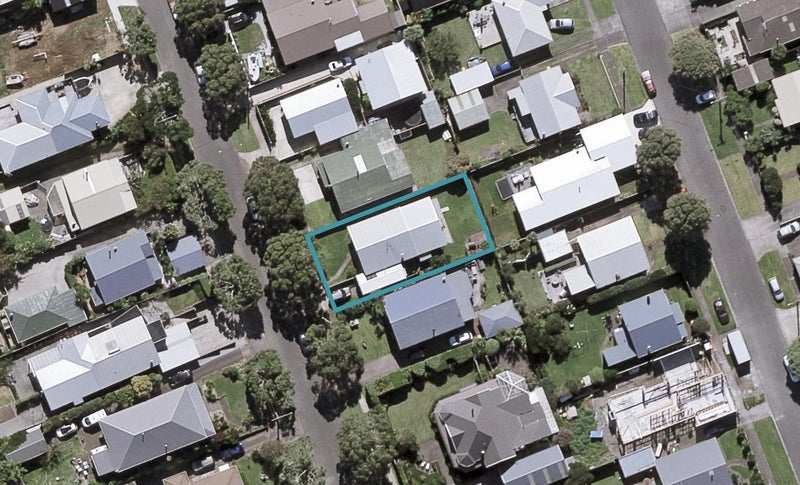 15 Richmond Street, Fitzroy, New Plymouth - Carousel 1