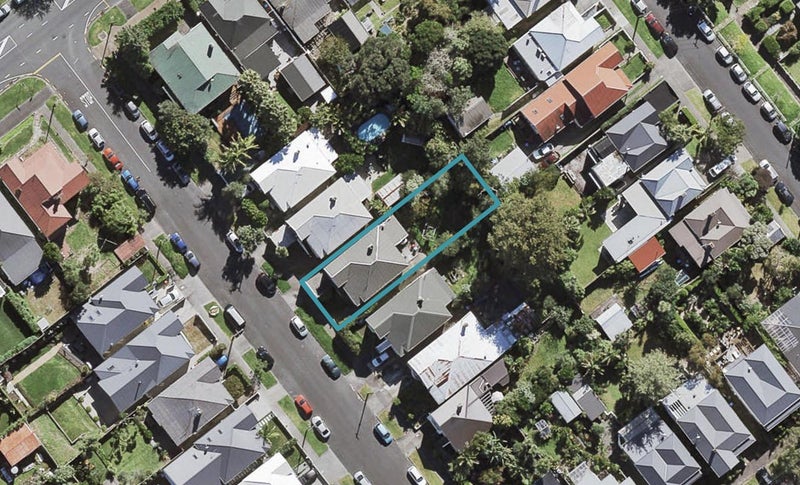 35 Beaconsfield Street, Grey Lynn, Auckland - Carousel 1