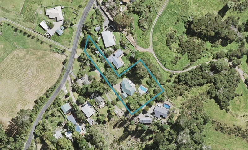 66 Christian Road, Swanson, Auckland - Carousel 1