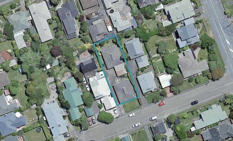 8A Cargill Street, Karori, Wellington - Carousel 1