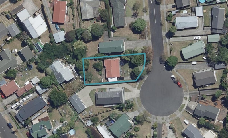 6 Judena Place, Pukete, Hamilton - Carousel 1
