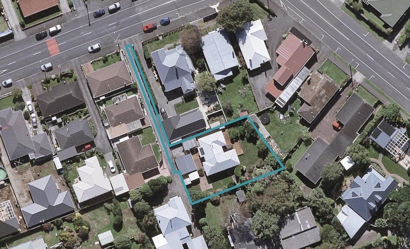 9A Huatoki Street, Vogeltown, New Plymouth - Carousel 1