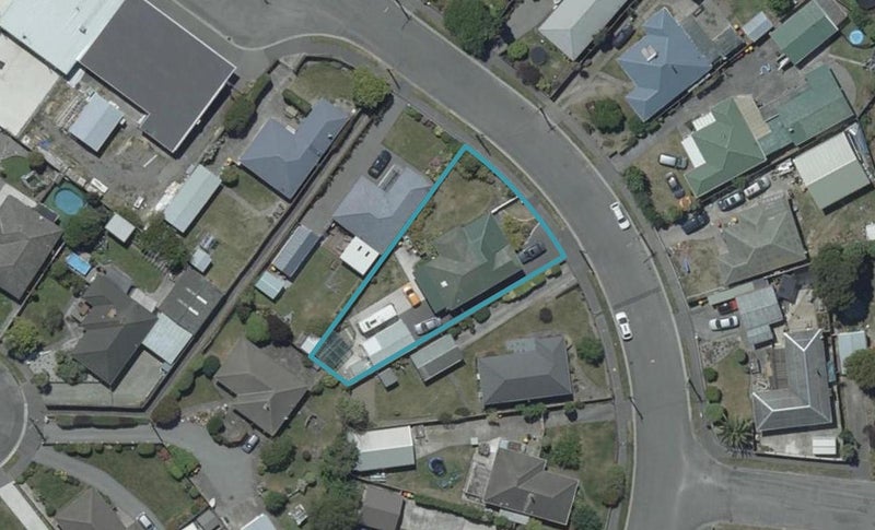 45 Vancouver Crescent, Wainoni, Christchurch - Carousel 1