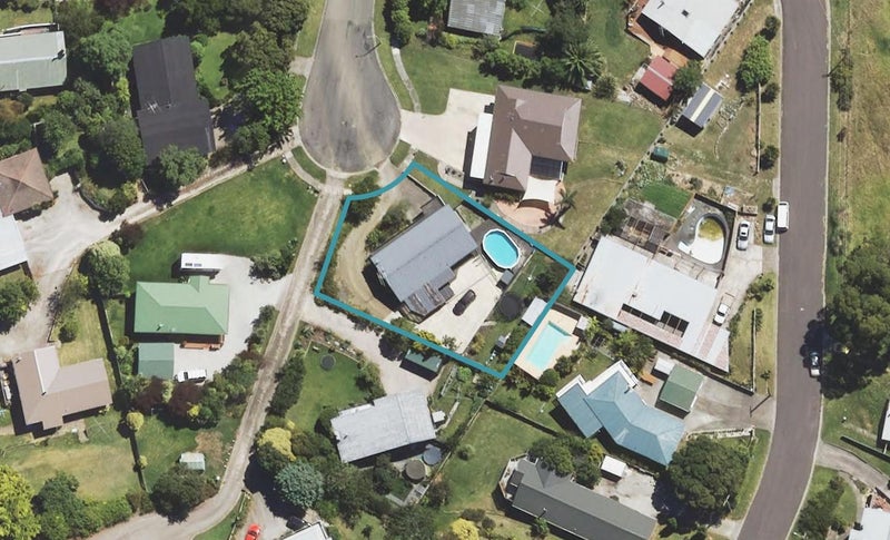 8 Turanga Street, Kaiti, Gisborne - Carousel 1
