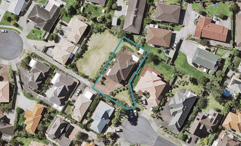 23 McCahill Views, Botany Downs, Auckland - Carousel 1