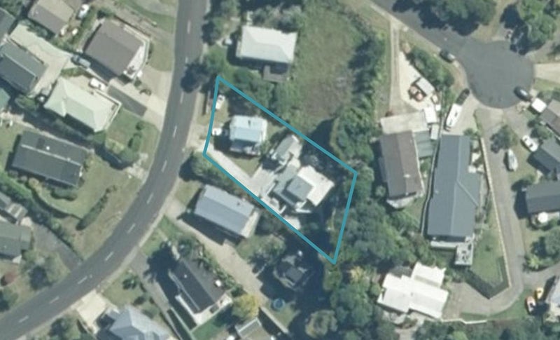 17B Centennial Drive, Whitianga, Whitianga - Carousel 1