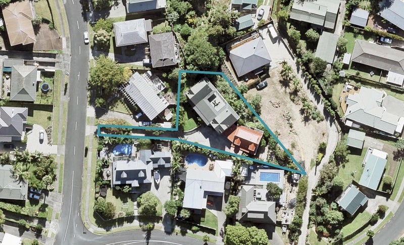 12A Polkinghorne Drive, Manly, Whangaparaoa - Carousel 1