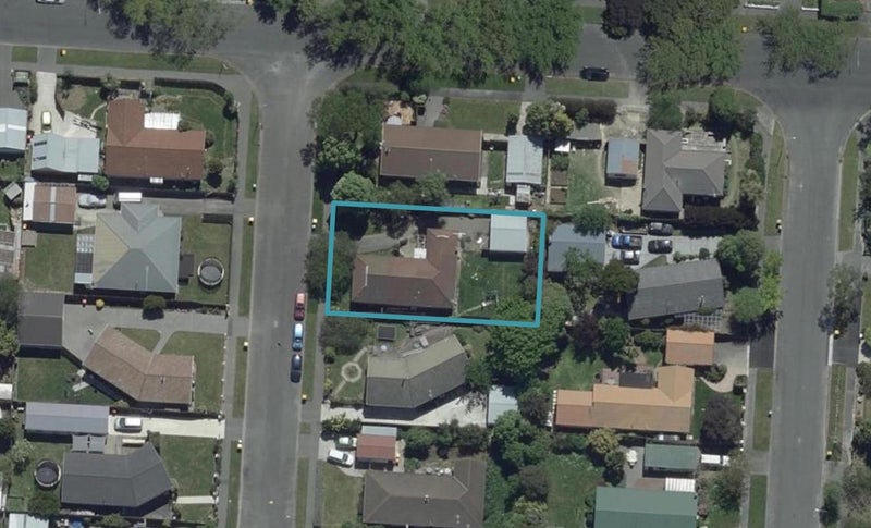 3 Monteath Place, Redwood, Christchurch - Carousel 1