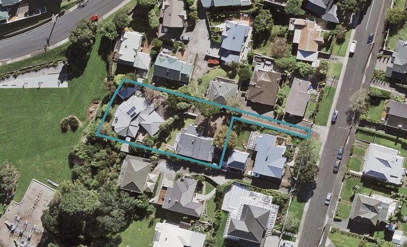 1/68 Clarence Road, Northcote Point, Auckland - Carousel 1