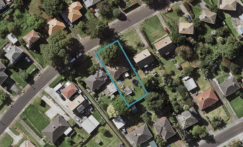 16 McCulloch Road, Panmure, Auckland - Carousel 1