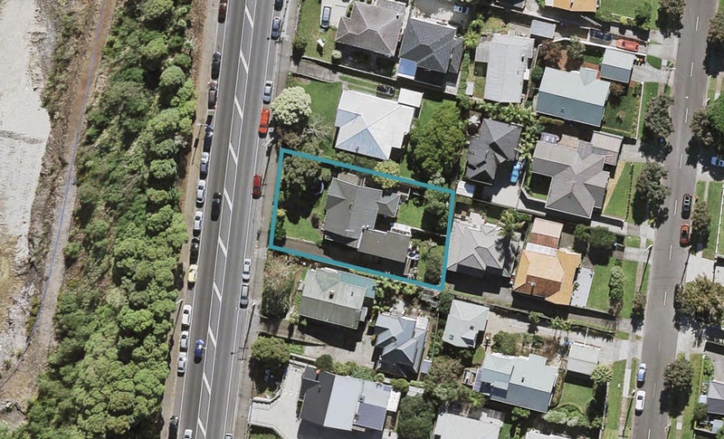 932 Mount Eden Road, Three Kings, Auckland - Carousel 1