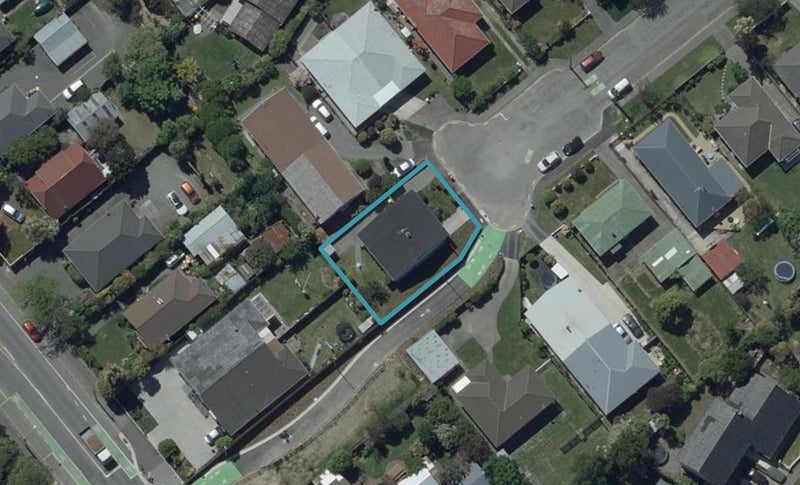 2 Roker Street, Somerfield, Christchurch - Carousel 1