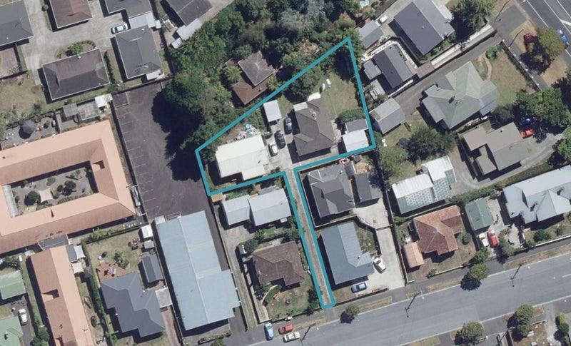 79A Cook Street, Hamilton East, Hamilton - Carousel 1