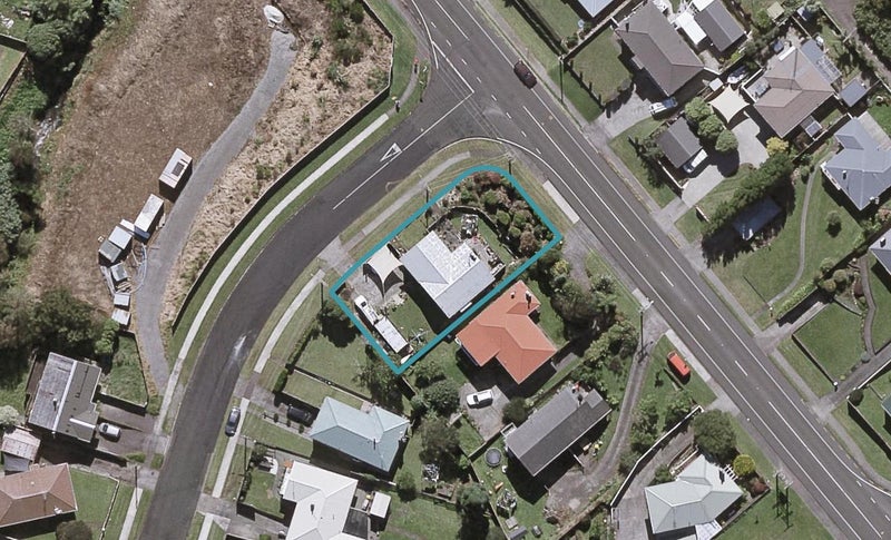 1 Oranga Street, Marfell, New Plymouth - Carousel 1
