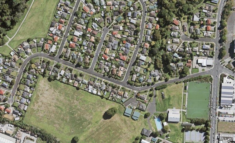 6/41G Smythe Road, Henderson, Auckland - Carousel 1