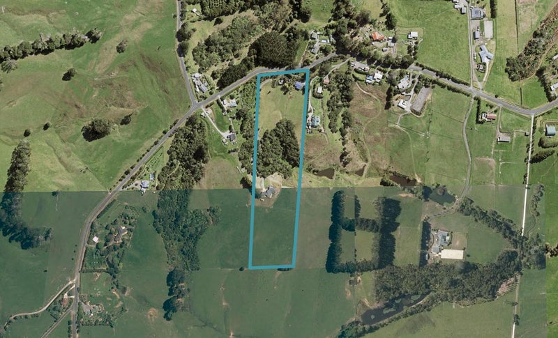 207 Hanham Road, Kumeu - Carousel 1