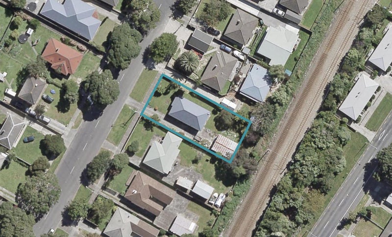 298 Oxford Terrace, Avalon, Lower Hutt - Carousel 1