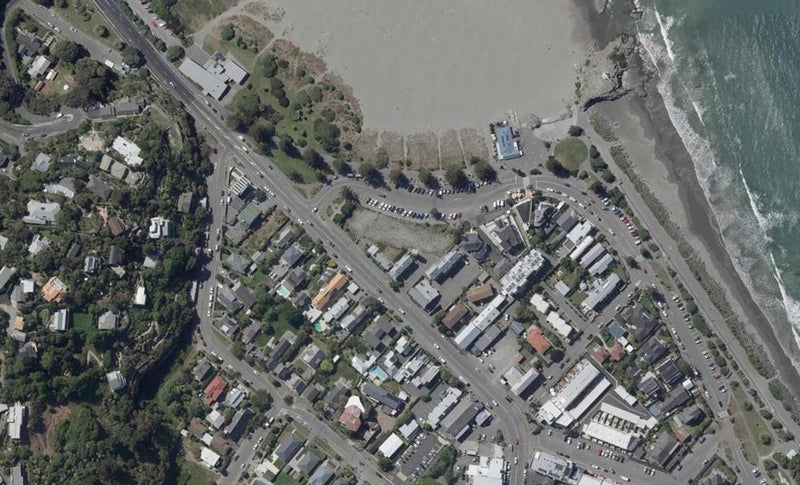 7 Marriner Street, Sumner, Christchurch - Carousel 1