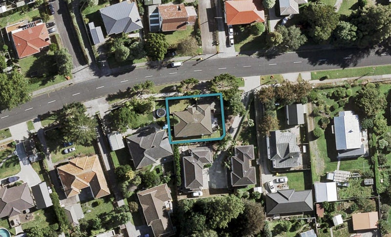 22 Clark Road, Pahurehure, Papakura - Carousel 1