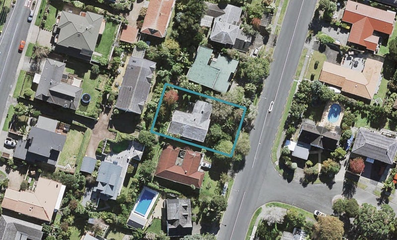 107 Chelsea View Drive, Chatswood, Auckland - Carousel 1