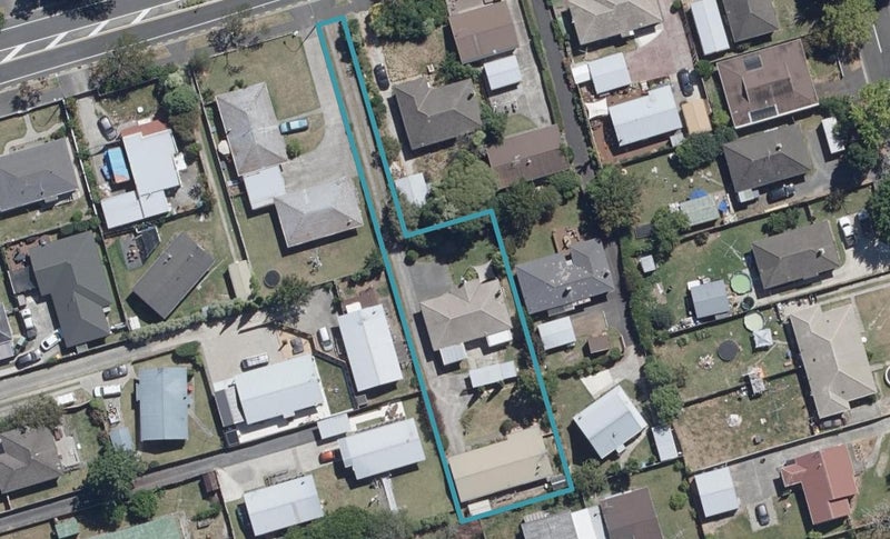 186 Clarkin Road, Fairfield, Hamilton - Carousel 1