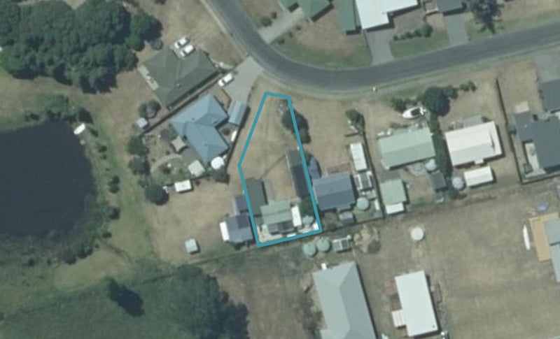 27 Hawk Hill Crescent, Cooks Beach - Carousel 1