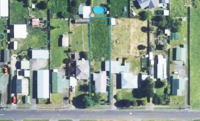 24 Conway Road, Eltham, Eltham - Carousel 1