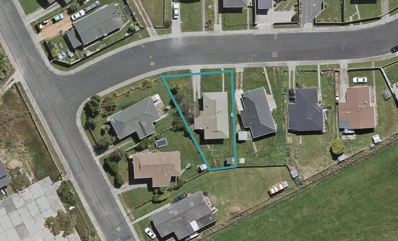 42 Ottrey Street, Clifton, Invercargill - Carousel 1