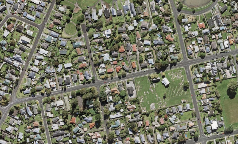 40 Church Road, Mangere Bridge, Auckland - Carousel 1