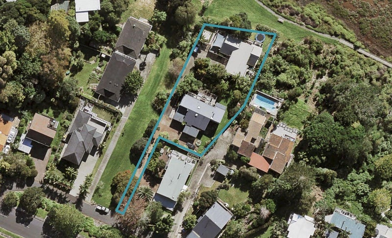 2/74 Exmouth Road, Northcote, Auckland - Carousel 1