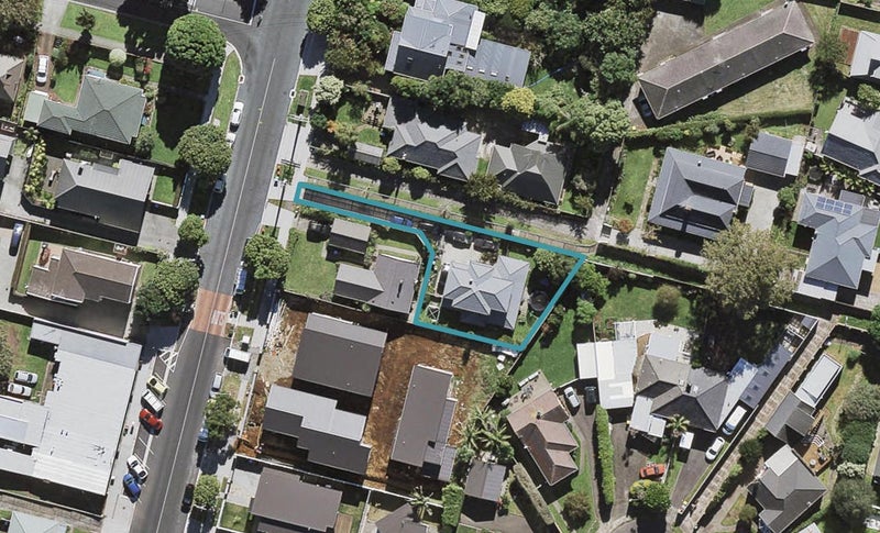 32 Buckley Road, Epsom, Auckland - Carousel 1