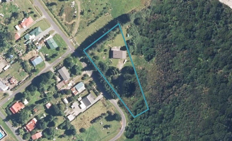 51 Brodie Street, Blackball, Greymouth - Carousel 1